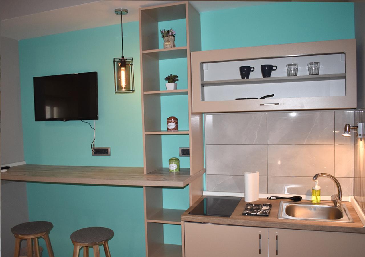 Apartmani 즈레냐닌 외부 사진