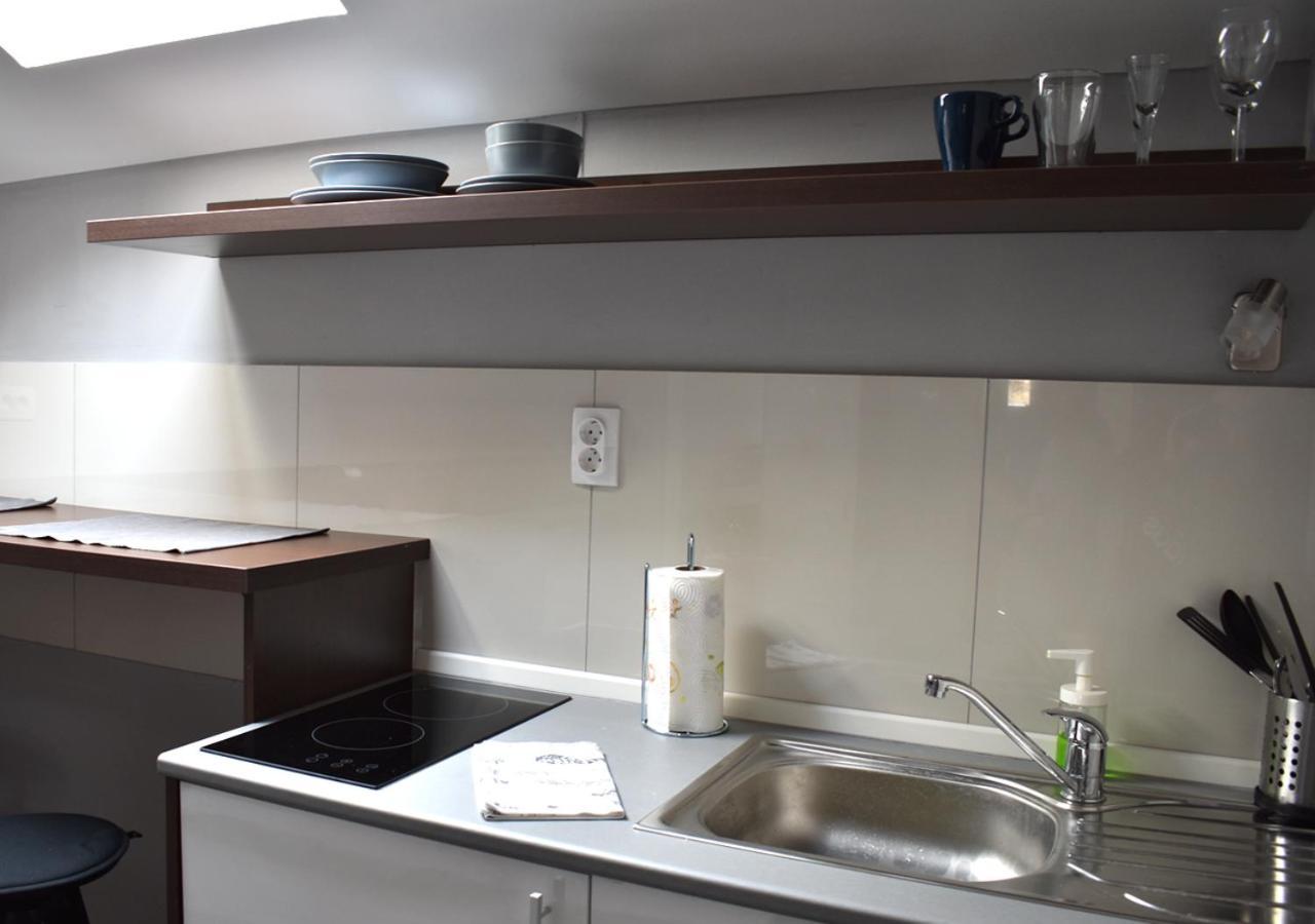 Apartmani 즈레냐닌 외부 사진